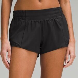 Lululemon Hotty Hot Low-Rise Lined Short 2.5" - Dark Grey Size 2